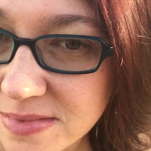 Meet your Posher, Mara